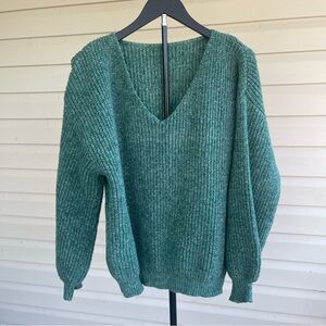 Green V-Neck Cupshe Women's Sweater